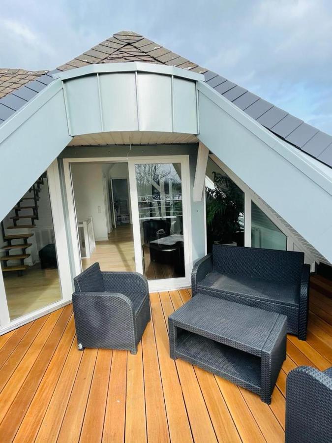 Luxury Rooftop Loft With River View 10Min To City Apartamento Düsseldorf Exterior foto
